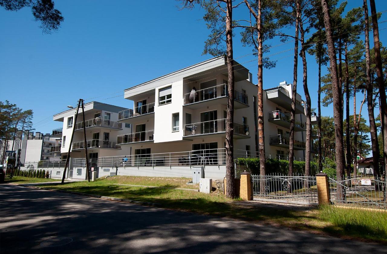 Apartament Ikar - 2 Pokojowy Przy Morzu Z Wlasnym Ogrodkiem Pobierowo Exterior photo